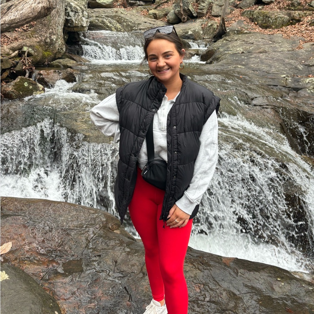 Meet your Posher, Emmie